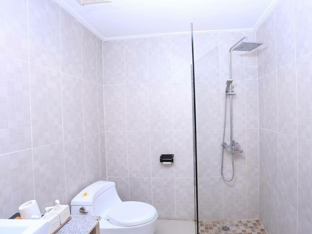 Reddoorz @ Umalas Seminyak  Exterior photo